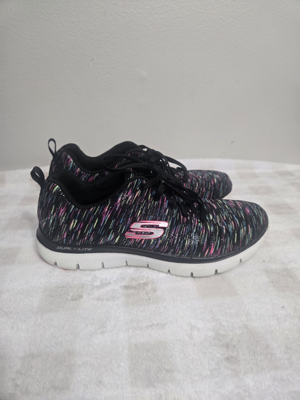SKECHERS Slip-Ins Air-Cooled Memory Foam Women’s Lace-Up Low Top Sneakers 7.5